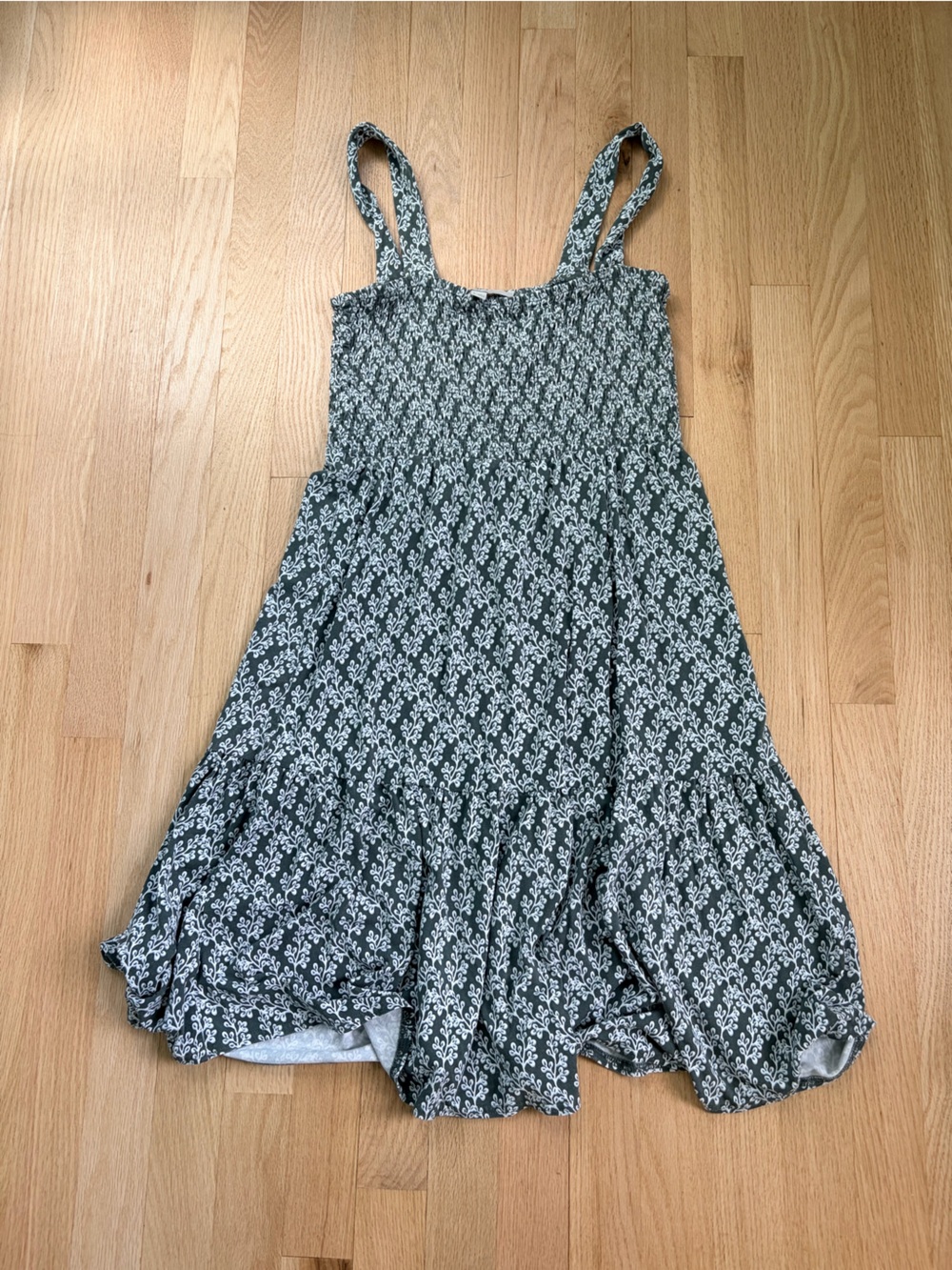 LOFT Green White Printed Maxi Dress Size Small Smocked Summer Dress